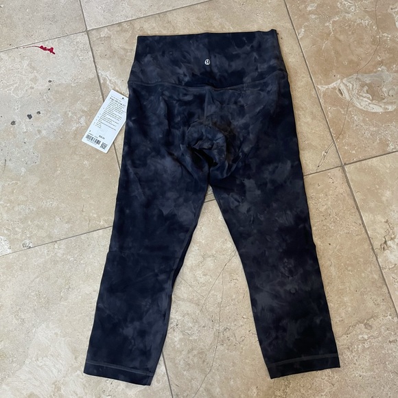 NWT lululemon align HR crop 21” diamond dye pitch grey graphite grey - Picture 12 of 15